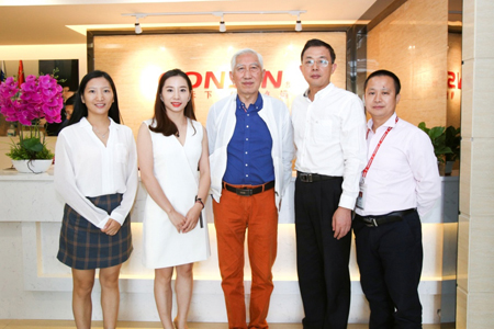 頂尖設計公司，頂尖評委，公信致力打造頂級產品 —— 中國工業設計之父親臨指導